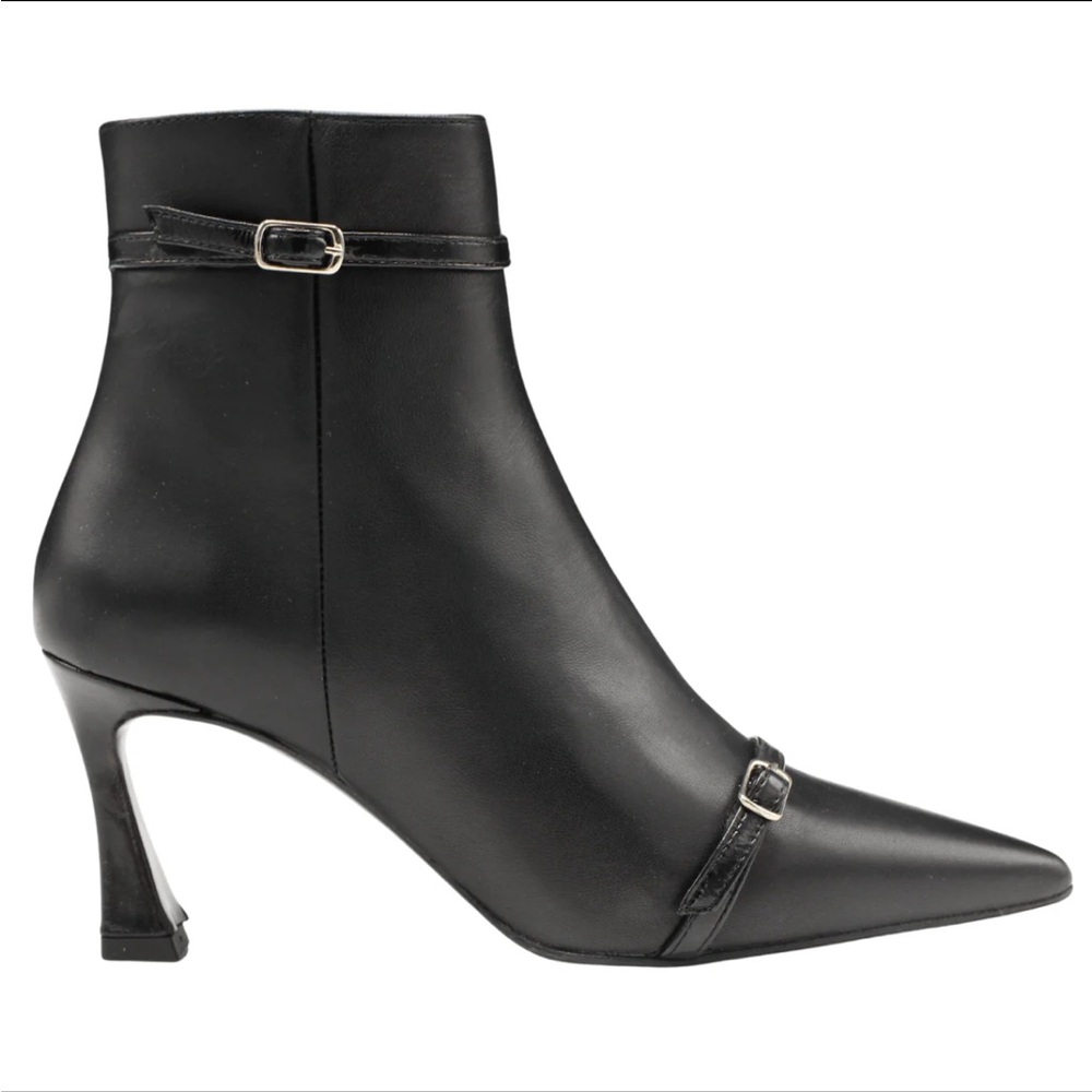 Pointed kitten heel bootie with buckle